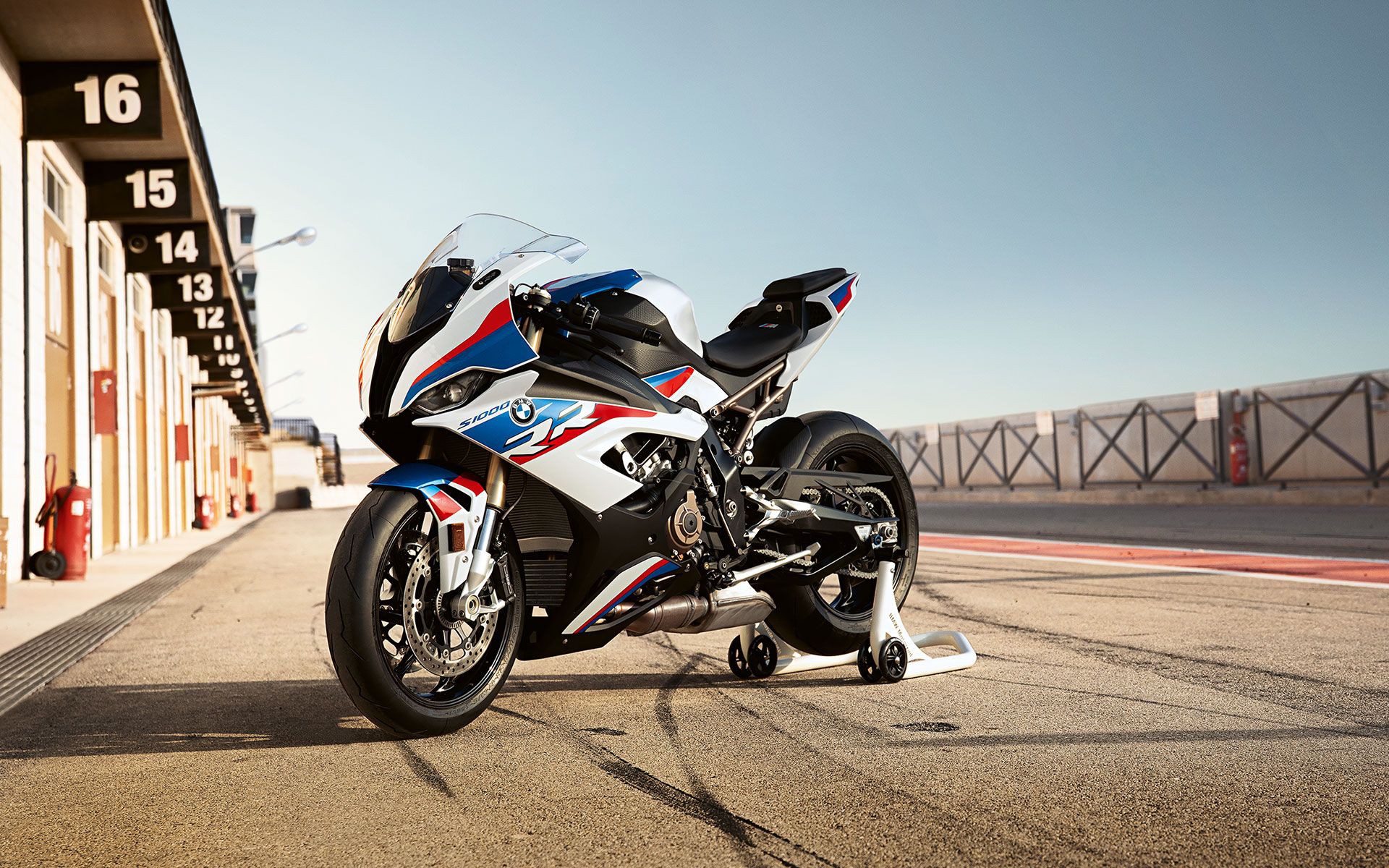 cost of bmw s1000rr